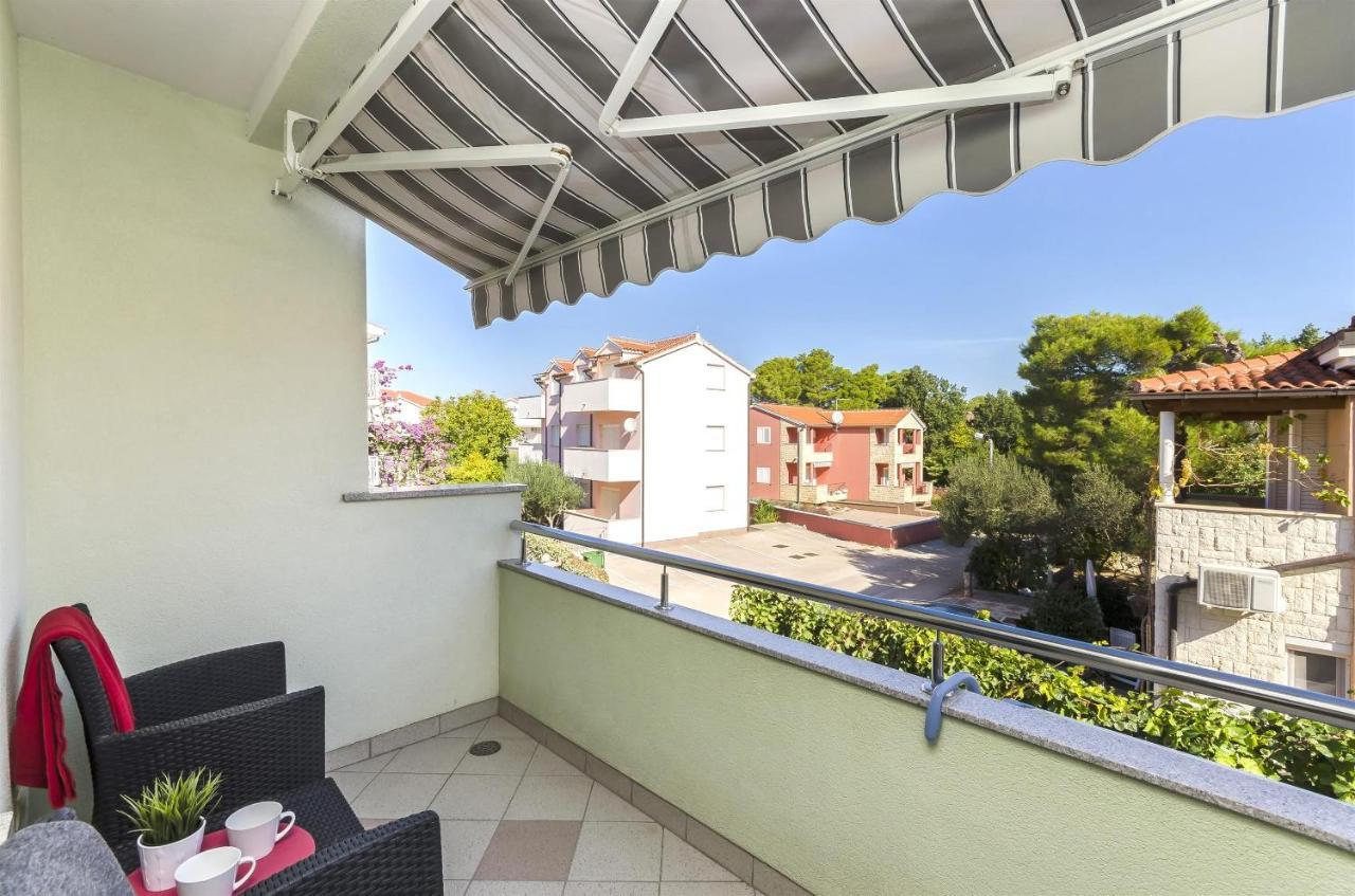 Apartment Mare Srima Kültér fotó