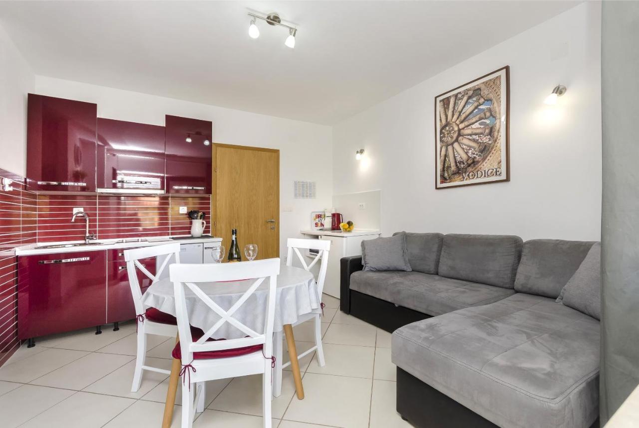 Apartment Mare Srima Kültér fotó